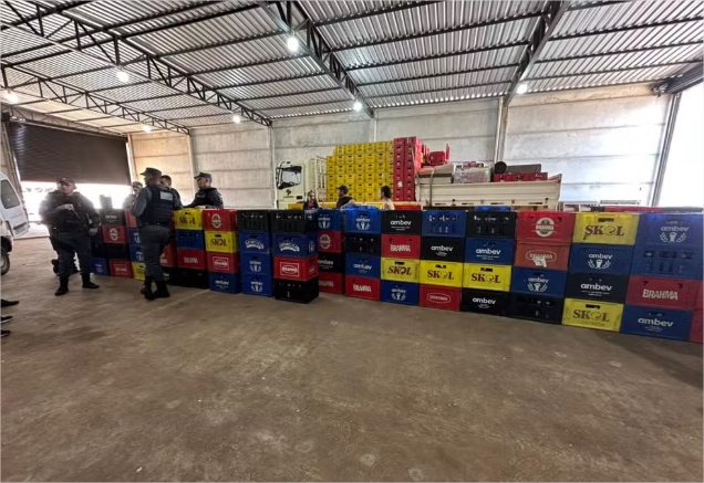 Três suspeitos de adulterar bebidas alcoólicas são presos e fábrica é fechada em MT