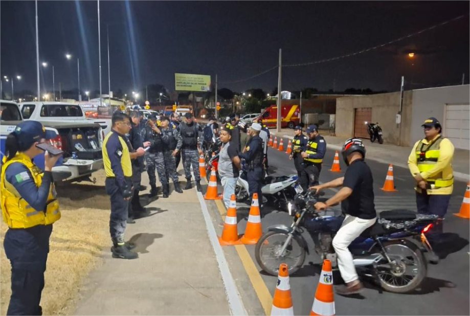 Quatro são presos e 45 motocicletas são removidas durante Operação Lei Seca em Cuiabá