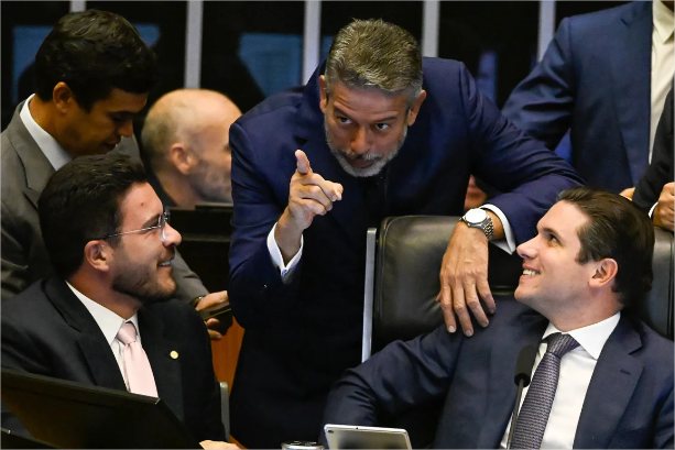 Câmara aprova isenção do Imposto de Renda para quem ganha até R$ 5 mil