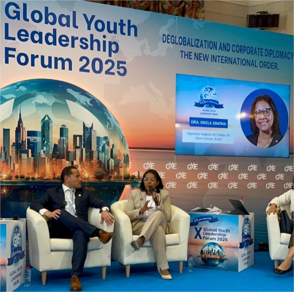 Representando 91 deputadas, Gisela leva à Espanha, a  voz feminina na política brasileira