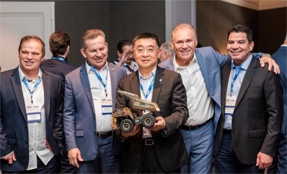 Governador articula vinda de gigante chinesa de máquinas agrícolas para MT