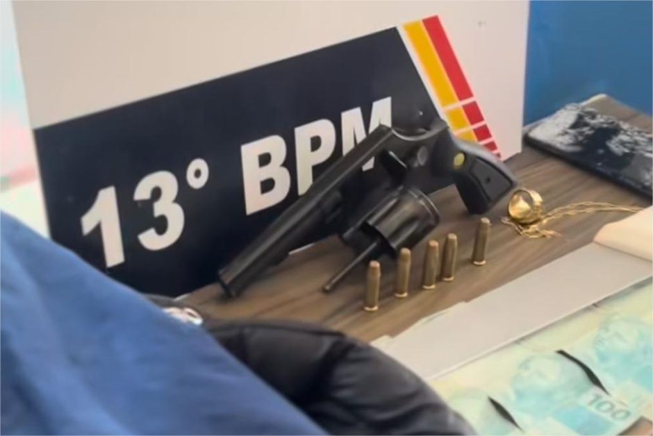 Polícia Militar frustra tentativa de roubo e apreende menores com arma de fogo e facão