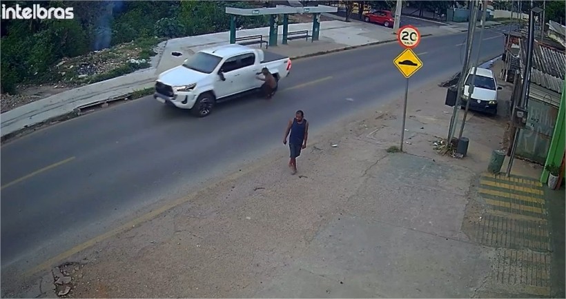 Vídeo mostra momento em que homem é atropelado por Hilux em avenida de Cuiabá
