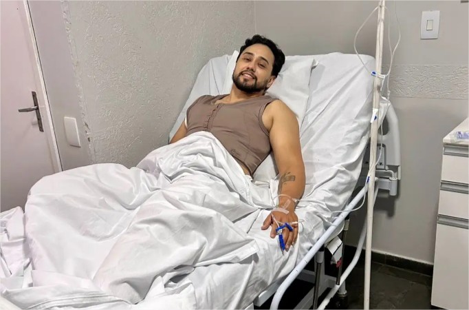 ‘Uma vitória’, diz trans que conseguiu cirurgia pelo SUS em hospital particular de Cuiabá