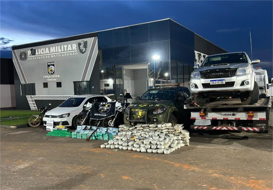 Forças de segurança apreendem 376 quilos de drogas e quatro armas de fogo; prejuízo ao crime de R$ 5 milhões