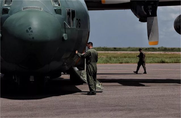 Ex-comandante da FAB em MT é condenado acusado de mandar militares fazerem serviços de manutenção na casa dele