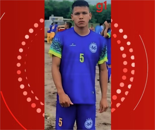 Jogador de futebol indígena morre após bater moto contra cavalo em MT
