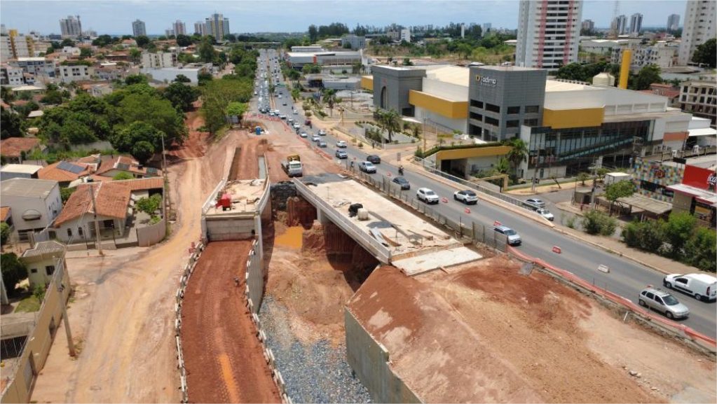 Trânsito na Miguel Sutil terá inversão de fluxo para sentido Rodoviária–Coxipó a partir deste sábado