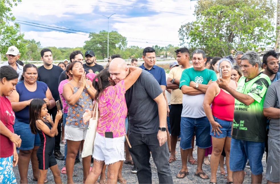 ‘Presente maravilhoso’, dizem moradores ao celebrar início da regularização no Contorno Leste