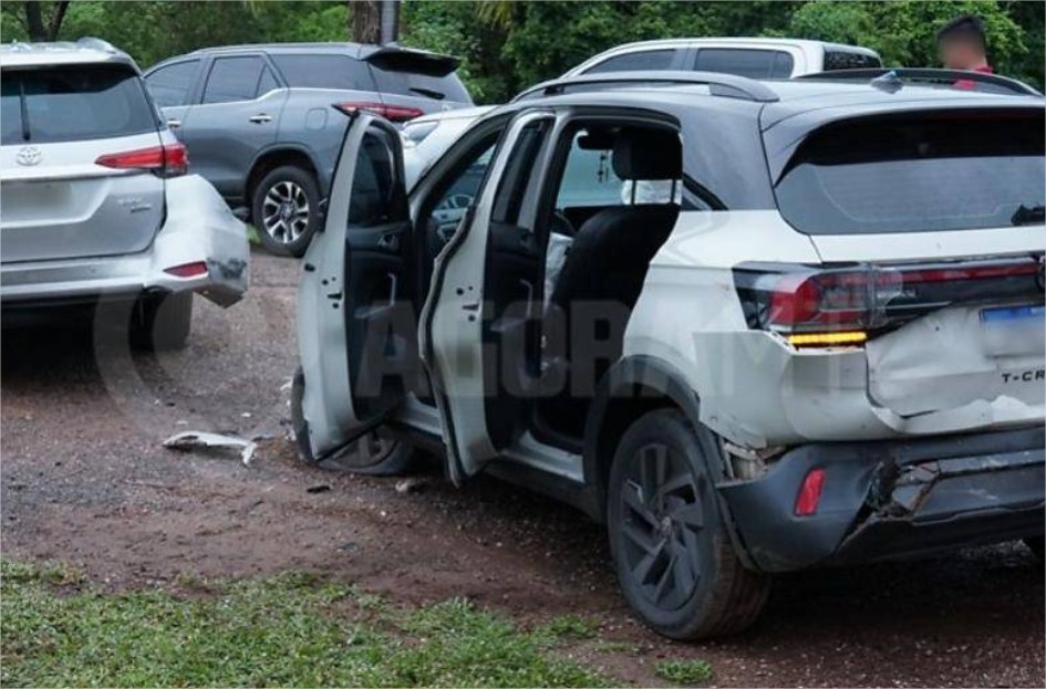 Menina de 4 anos morre após colisão entre três veículos; motorista foge sem prestar socorro