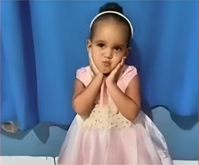 Menina de 3 anos morre atropelada após descer do carro dos pais em MT