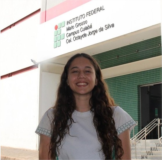 Estudante de 16 anos do IFMT é selecionada para conferência da Harvard no Panamá