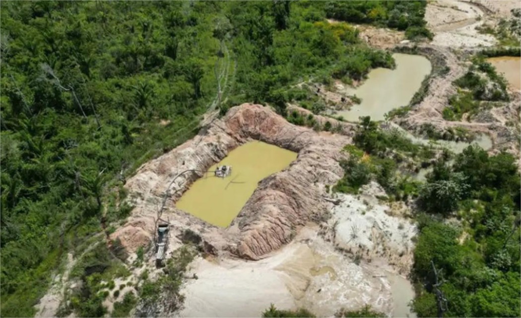 Facções se expandem em regiões de garimpo ilegal na cobrança por segurança, extração de ouro e tráfico