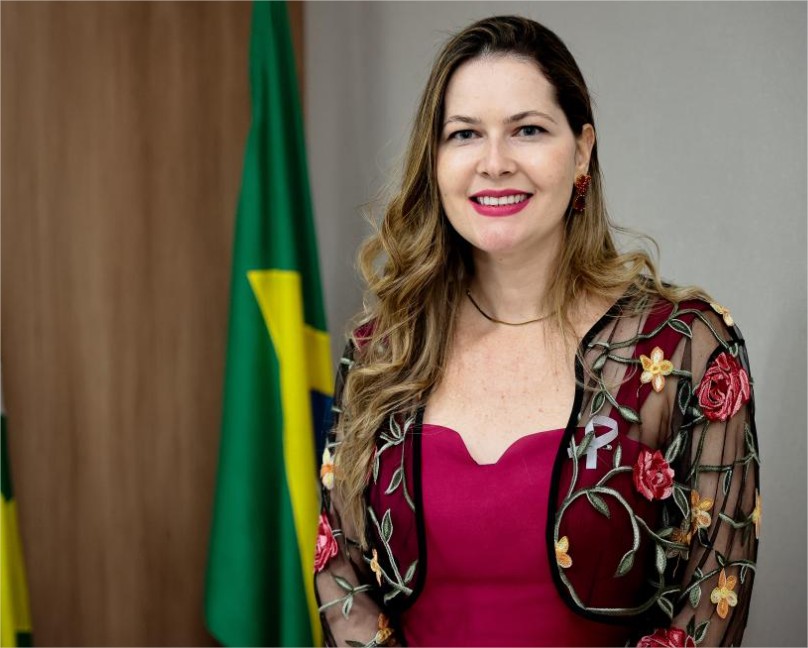 Governador anuncia delegada para chefiar Gabinete de Enfrentamento à Violência Contra as Mulheres