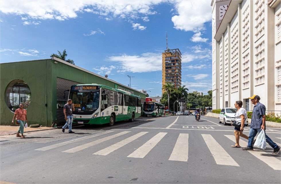 Ônibus serão gratuitos em Cuiabá na reta final do ano; confira as datas