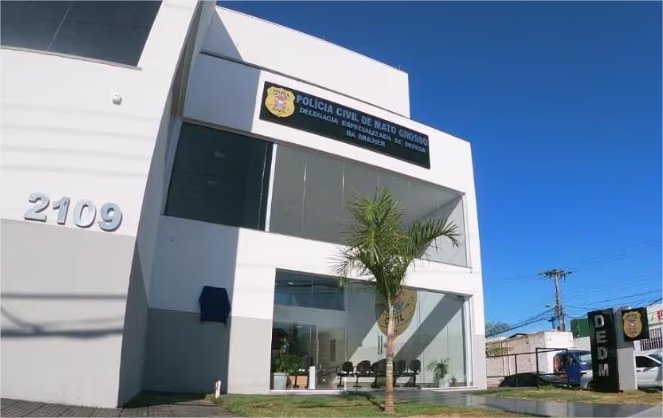 Maníaco do shopping ejacula no cabelo de mulher em ônibus e acaba preso