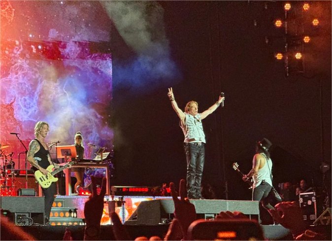 Guns N’ Roses ‘revive’ no Instagram noite icônica em Cuiabá