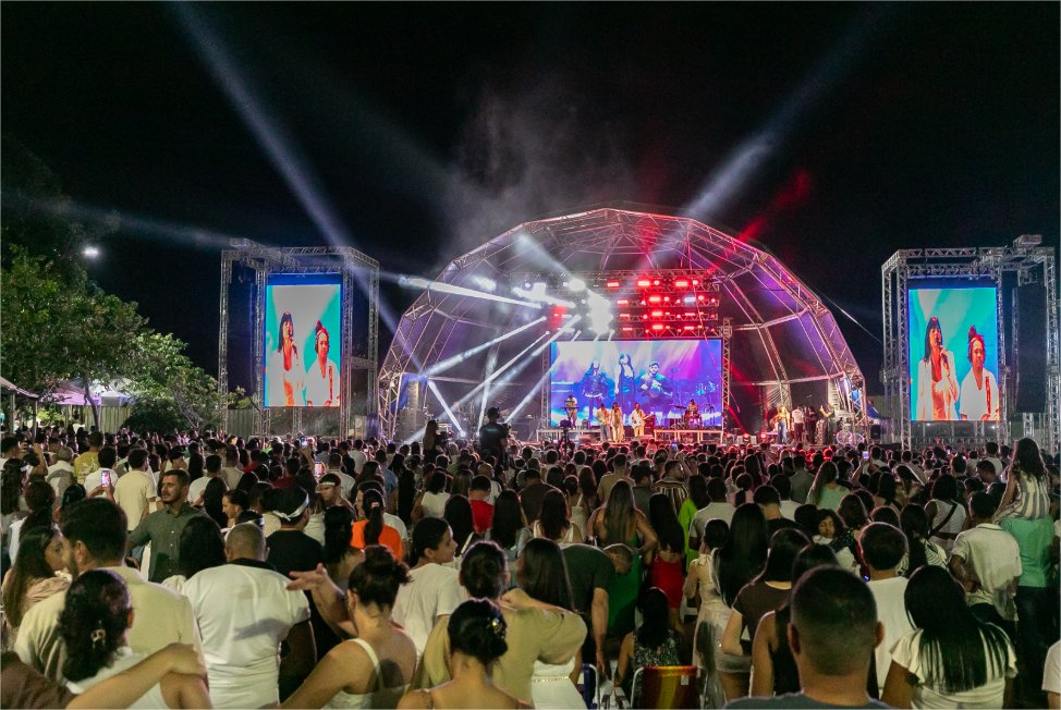 Réveillon da Família reúne público recorde e consagra virada histórica no Parque das Águas