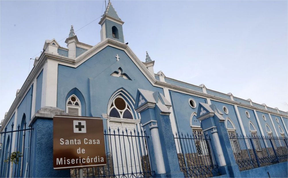 Prefeito anuncia lance de R$ 30 milhões para compra da Santa Casa de Cuiabá