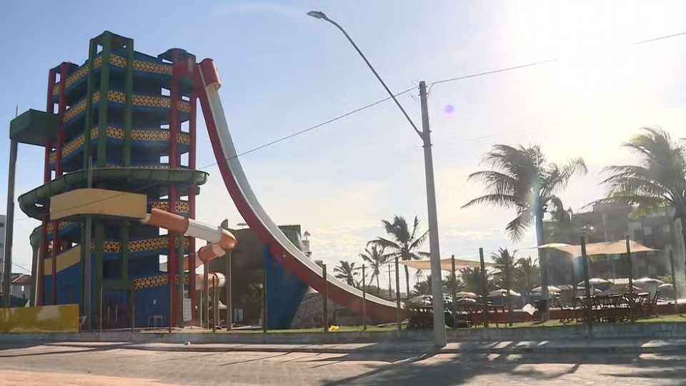 Menina de 3 anos de MT morre afogada em parque aquático durante férias no Espirito Santo