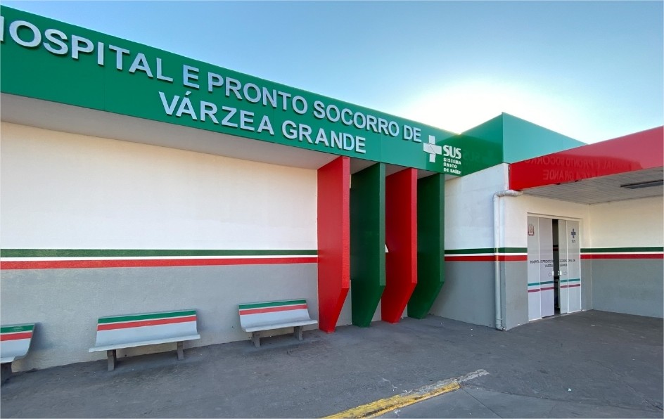 Bebê de um ano morre ao se afogar em piscina em Várzea Grande