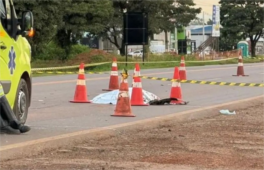 Idosa morre após ser atropelada por picape em rodovia de MT