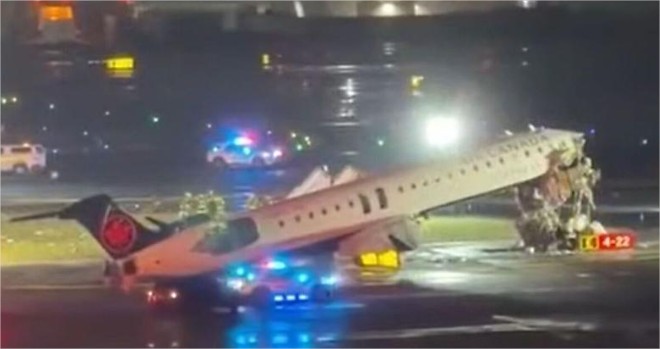 Avião com passageiros colide a 200 km/h e deixa dois mortos