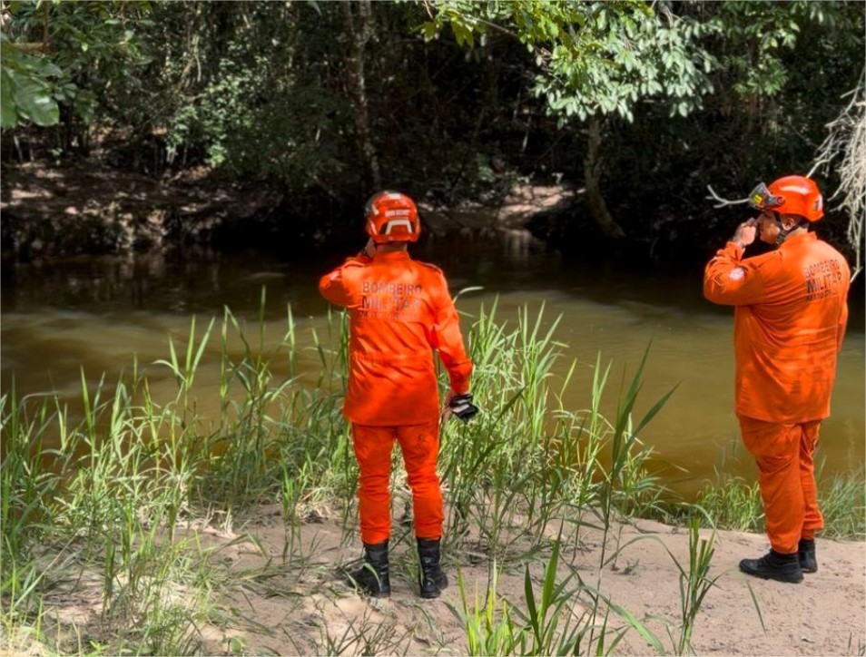 Bombeiros localizam corpo de idoso que desapareceu após sair para pescar
