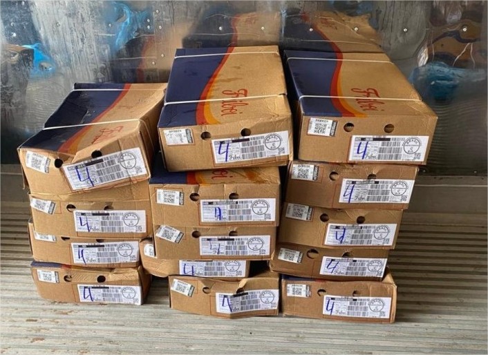 Cinco homens são presos pelo furto de carnes nobres de supermercado