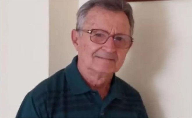 Filha é suspeita de matar o próprio pai a facadas com ajuda da namorada