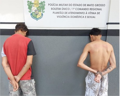 Adolescentes matam aula para fazer orgia e dois homens acabam presos
