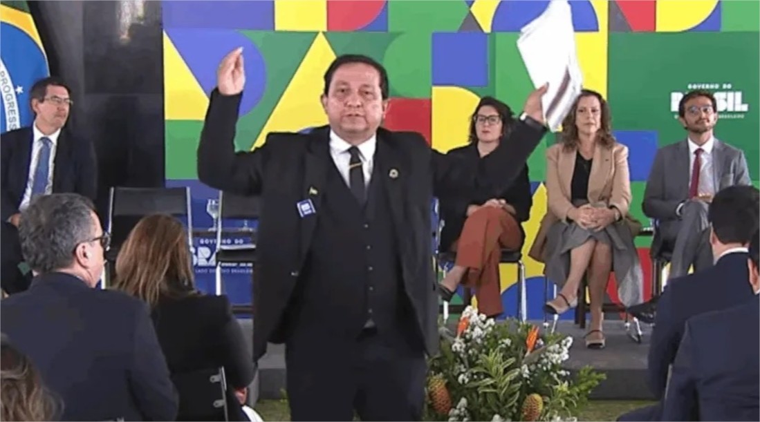 ‘Não é política, é violência’, diz Gisela ao cobrar que pedido de cassação de vereador entre em pauta