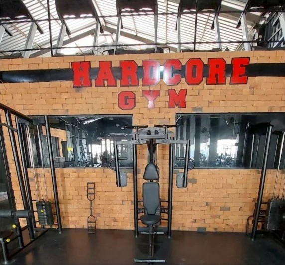 Clientes acionam Justiça após academia fechar as portas sem aviso em Cuiabá