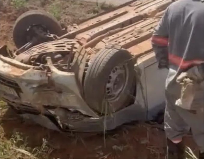 Vídeo mostra carro em zigue-zague antes de capotamento que matou motorista em MT
