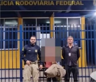 Garoto furta carro dos pais e sai da Bahia rumo a MT para encontrar garota que conheceu na internet